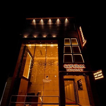 ホテル Gopuram Residency マドゥライ エクステリア 写真