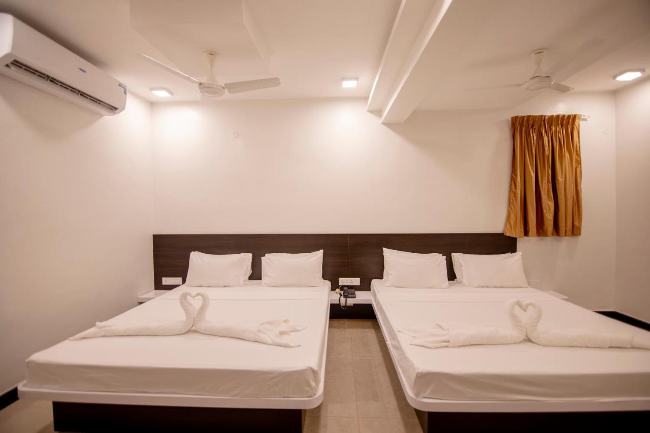 ホテル Gopuram Residency マドゥライ エクステリア 写真